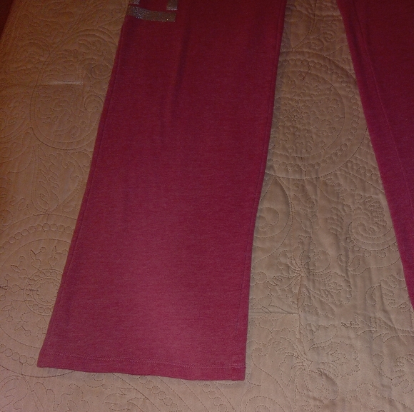 Victoria's Secret Women's Logo Sweatpants NWOT - Picture 5 of 9